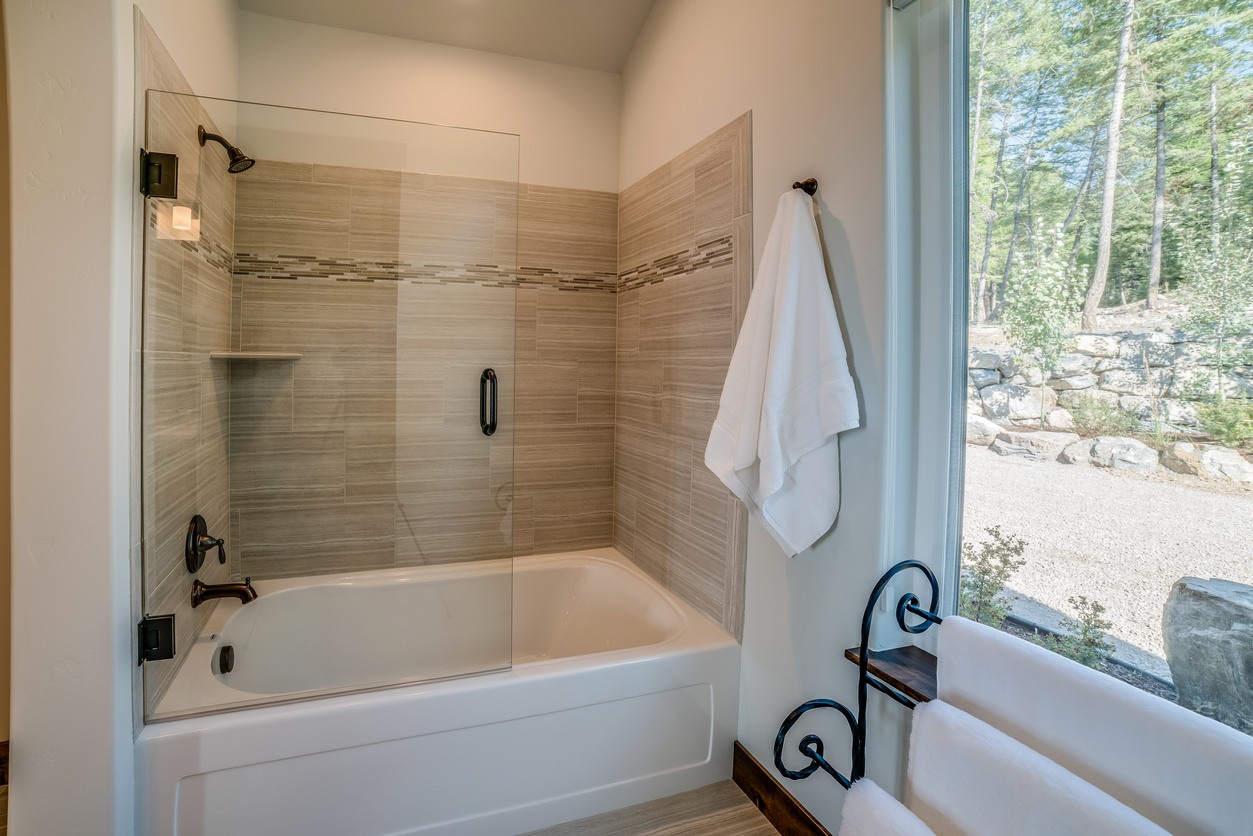 Shower & Tub Installation in Westwego